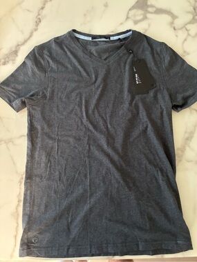 Men’s S Greyson V Neck
